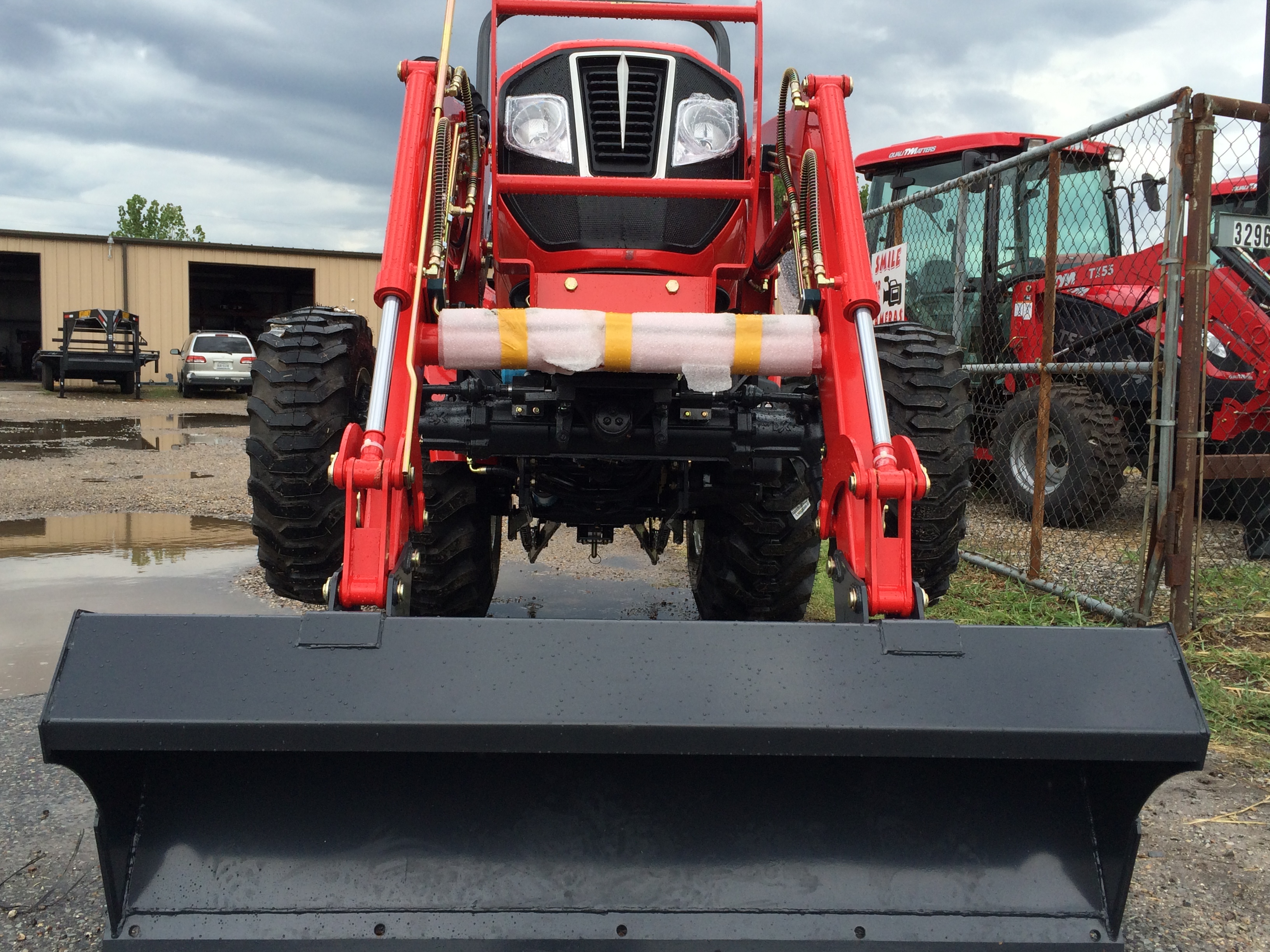 Big Tex Tractor Branson 3015R