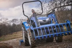 LS MT463 Tractor